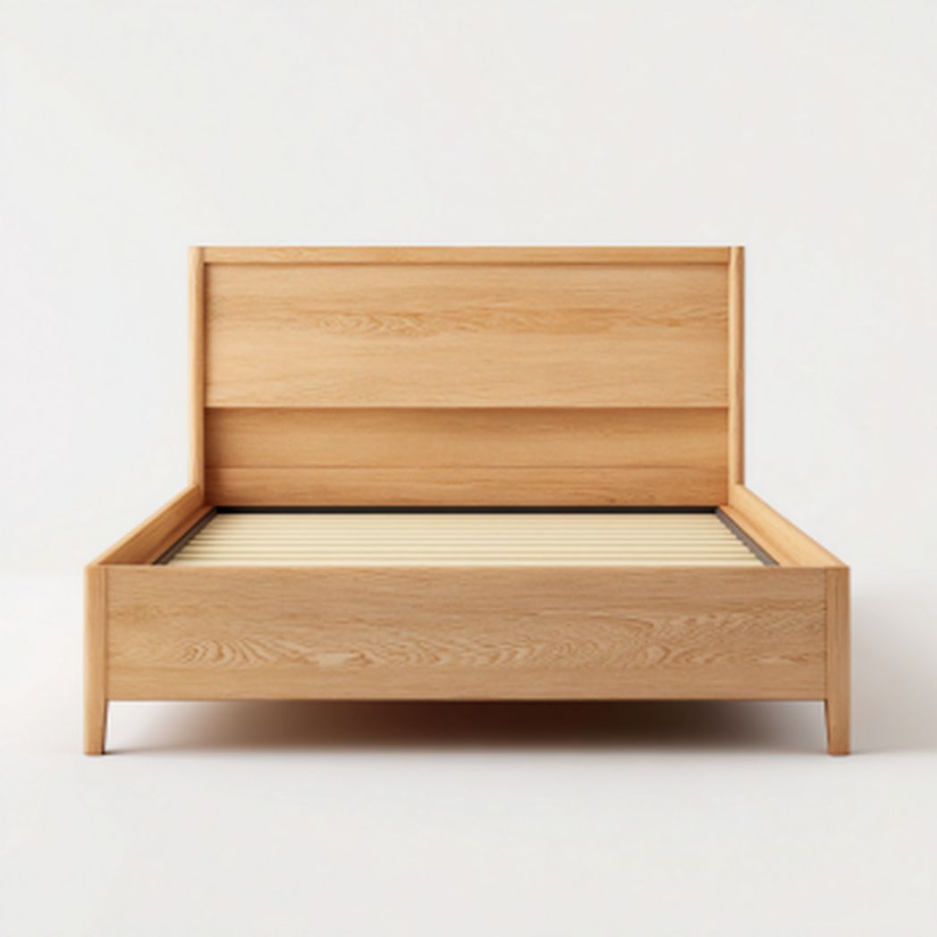 Lit en bois naturel avec sommier à lattes